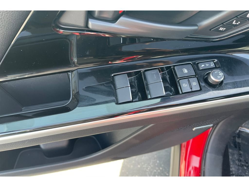 Certified 2024 Subaru Solterra Limited w/ Limited Package image 12