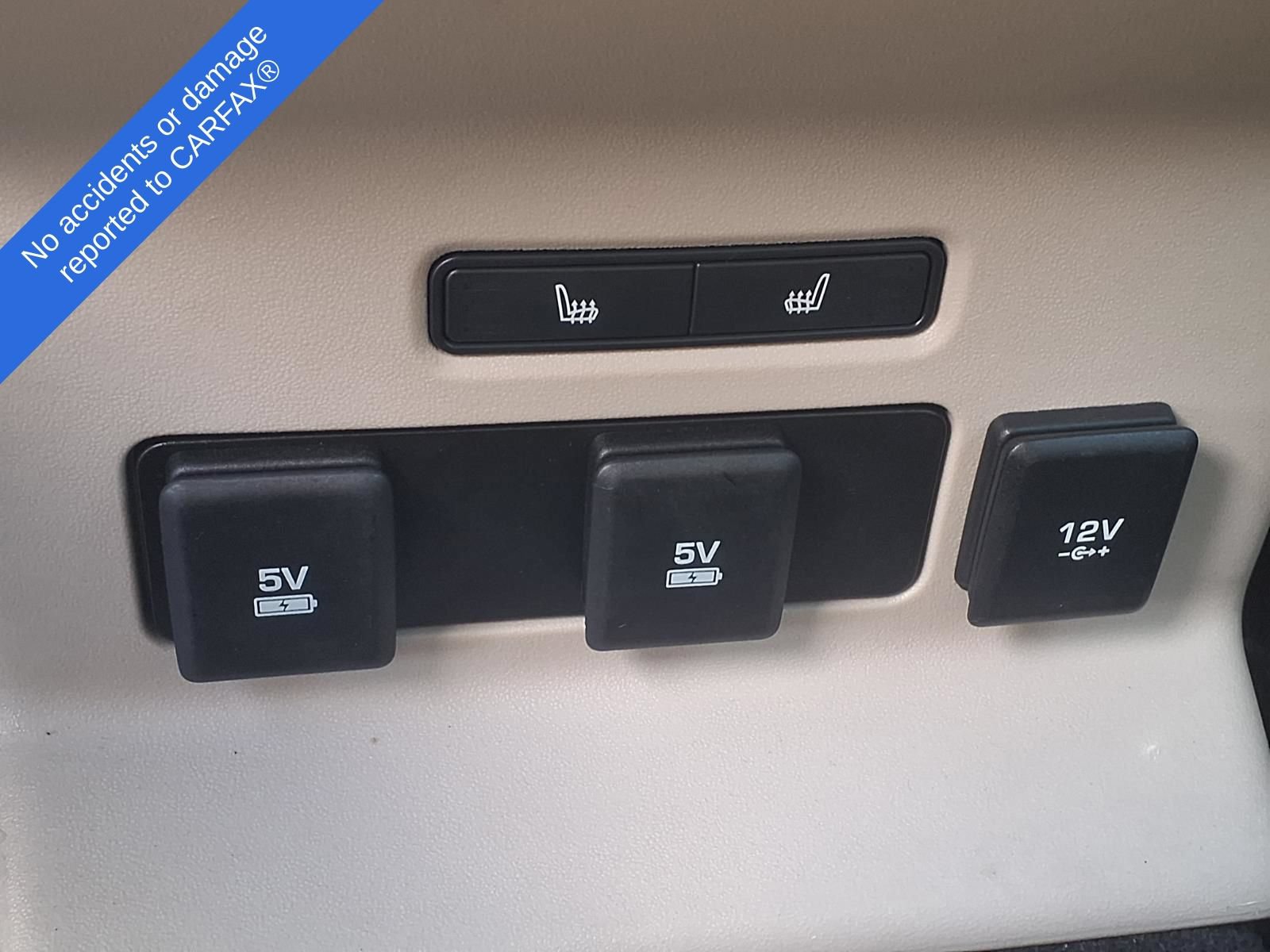 Used 2018 Land Rover Range Rover Velar R-Dynamic SE AWD/4WD image 13