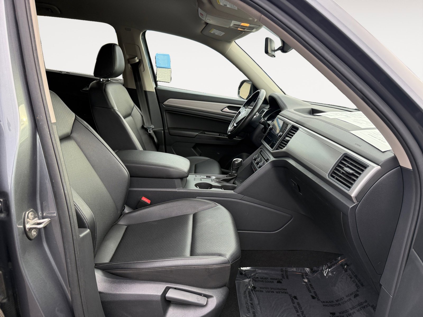 Used 2019 Volkswagen Atlas SE w/ Towing Package image 19