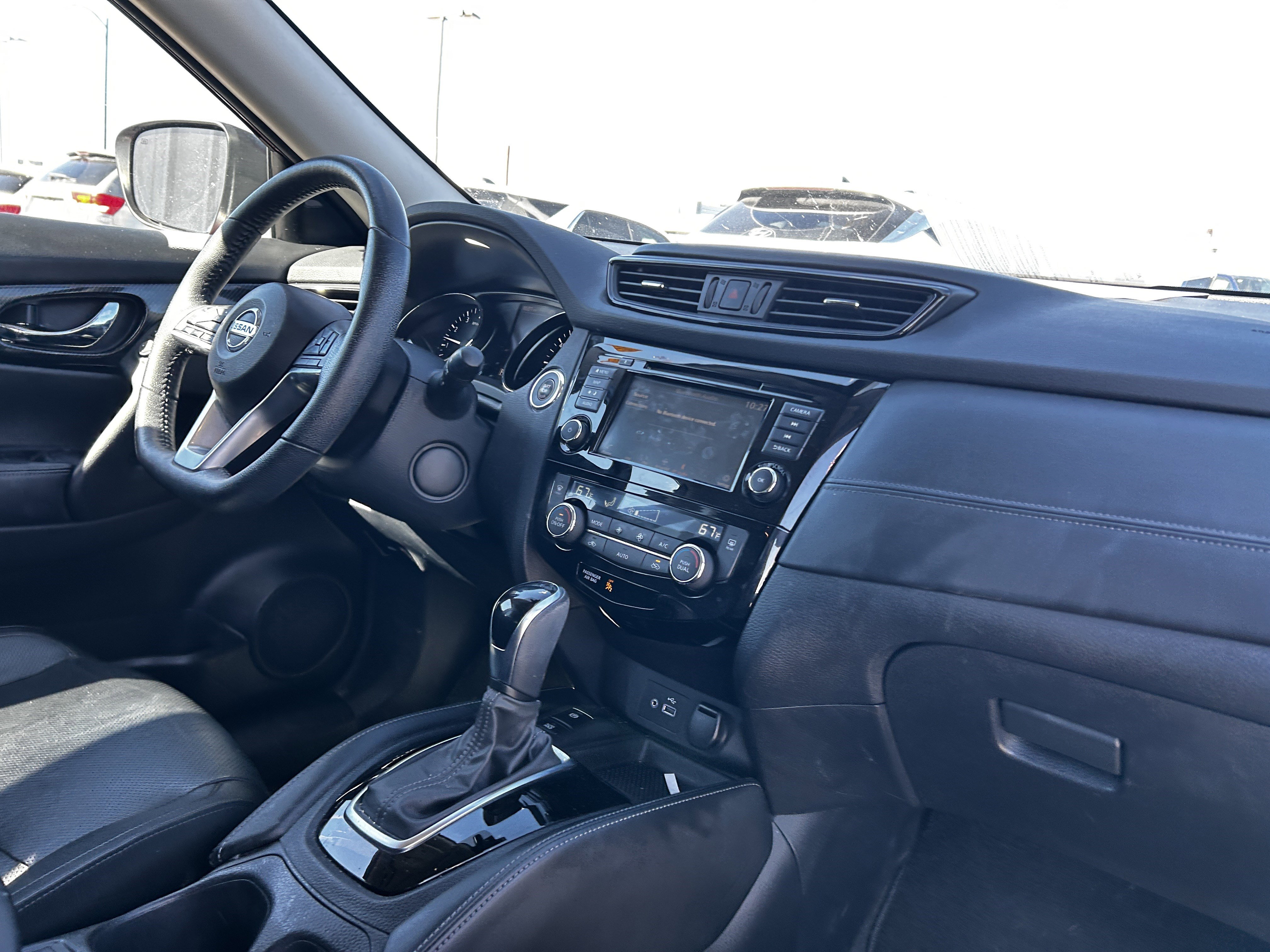 Used 2020 Nissan Rogue SL w/ Premium Package image 15