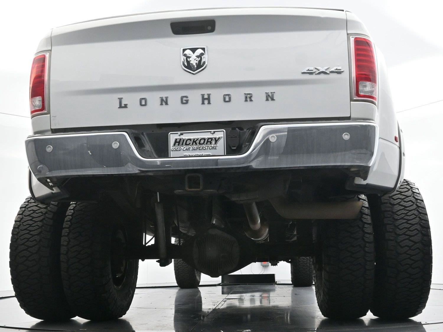 Used 2018 RAM 3500 Laramie Longhorn w/ Longhorn Southfork Package AWD/4WD image 49