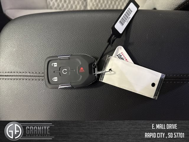 Used 2021 GMC Terrain SLE w/ Driver Convenience Package AWD/4WD image 29