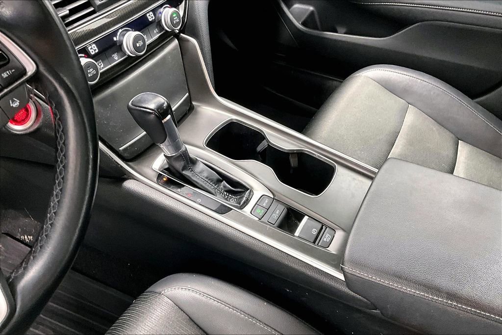 Used 2022 Honda Accord Sport image 17