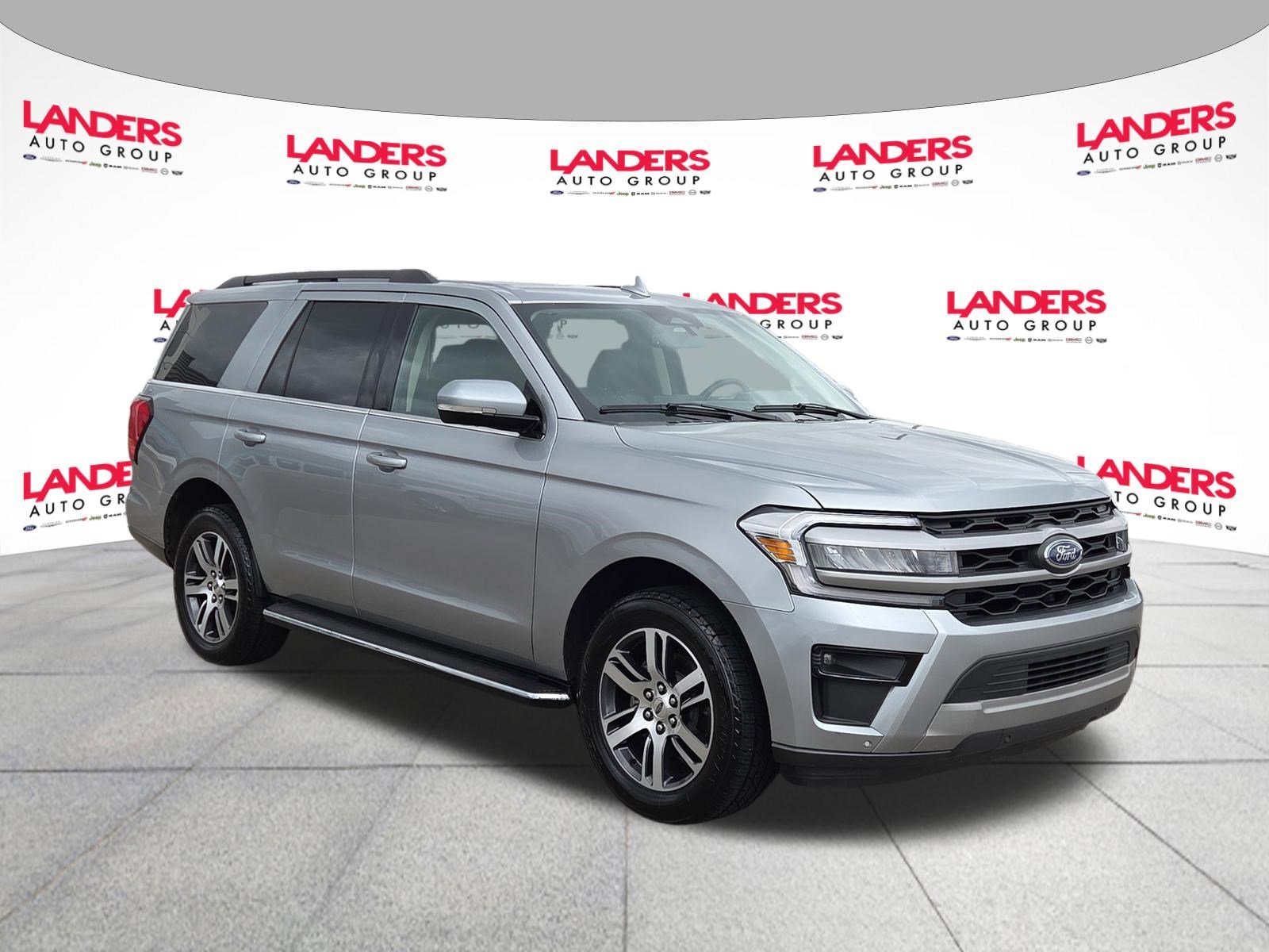 Certified 2023 Ford Expedition XLT image 1