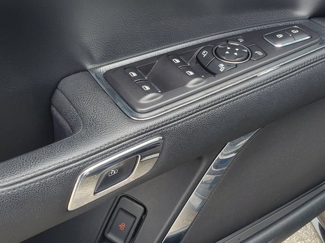 Used 2017 Lincoln Continental Reserve w/ Climate Package AWD/4WD image 9