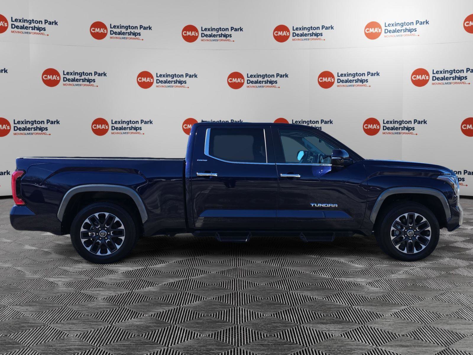 Used 2022 Toyota Tundra Limited image 8