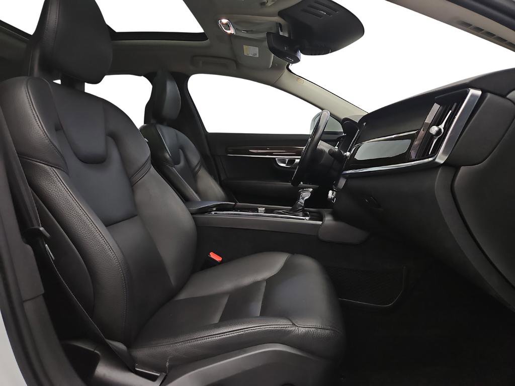 Used 2018 Volvo S90 T6 Momentum w/ Convenience Package image 28