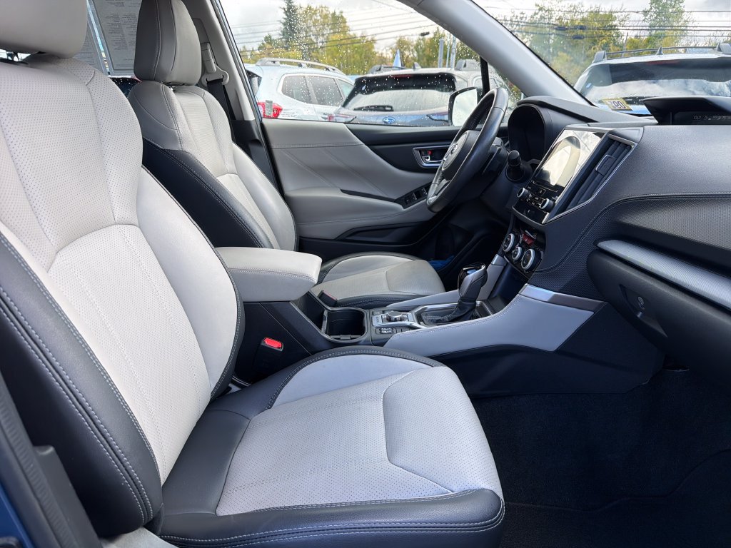 Used 2021 Subaru Forester Limited AWD/4WD image 38