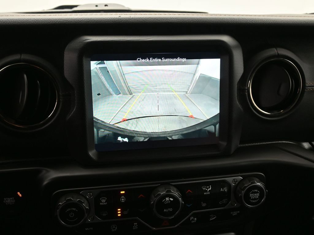 Used 2021 Jeep Wrangler Unlimited Sahara image 17