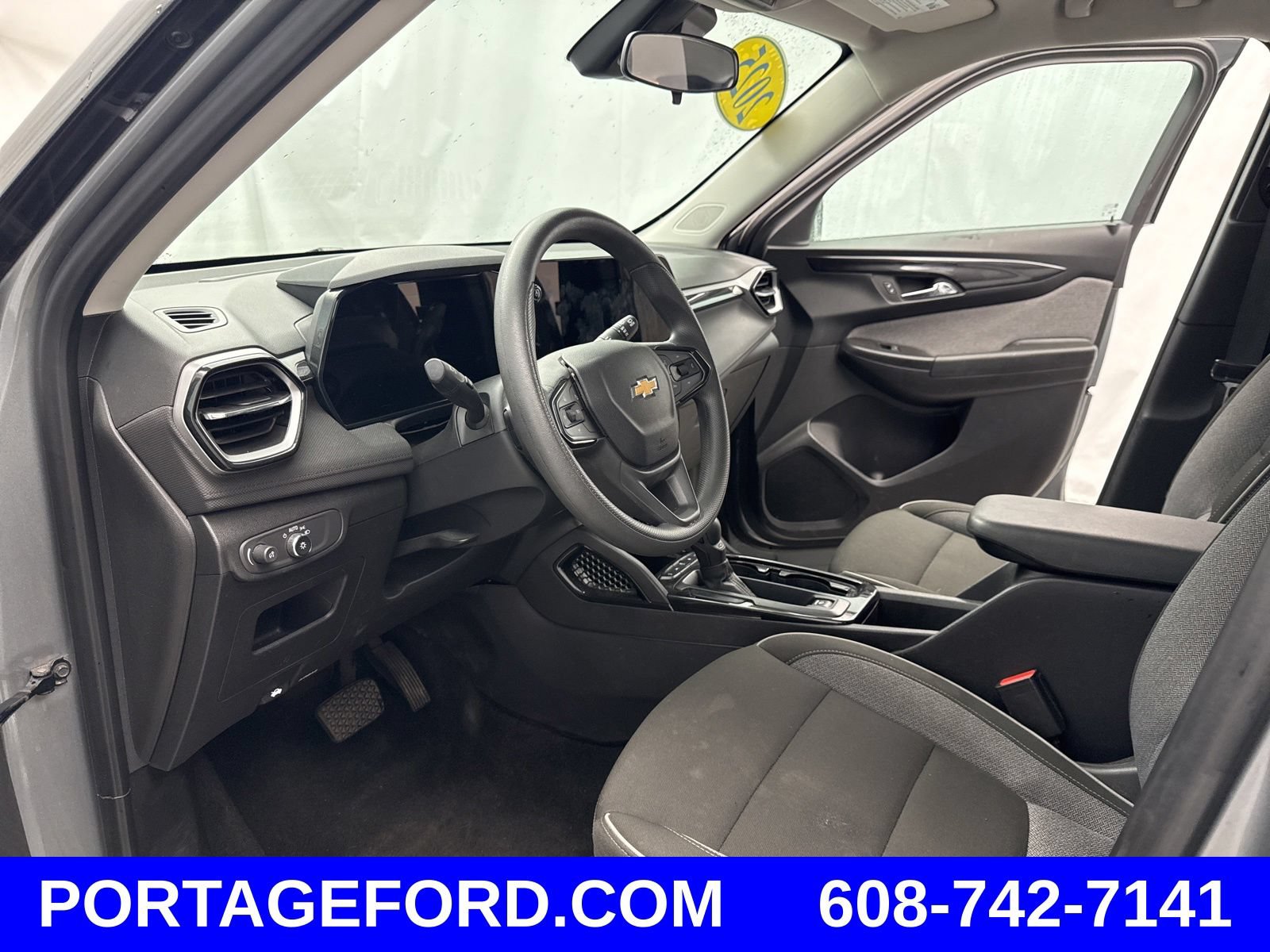 Used 2025 Chevrolet TrailBlazer LT AWD/4WD image 10