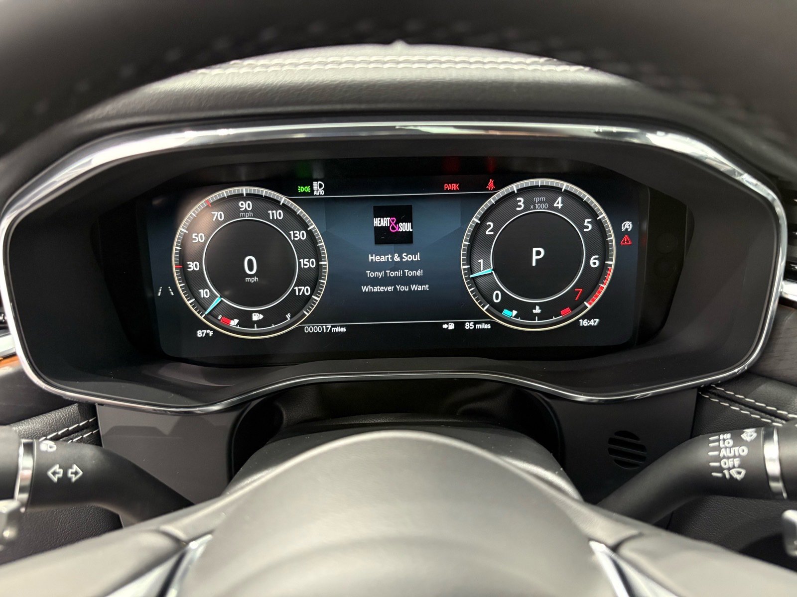 New 2026 Jaguar F-PACE R-Dynamic S AWD/4WD image 17