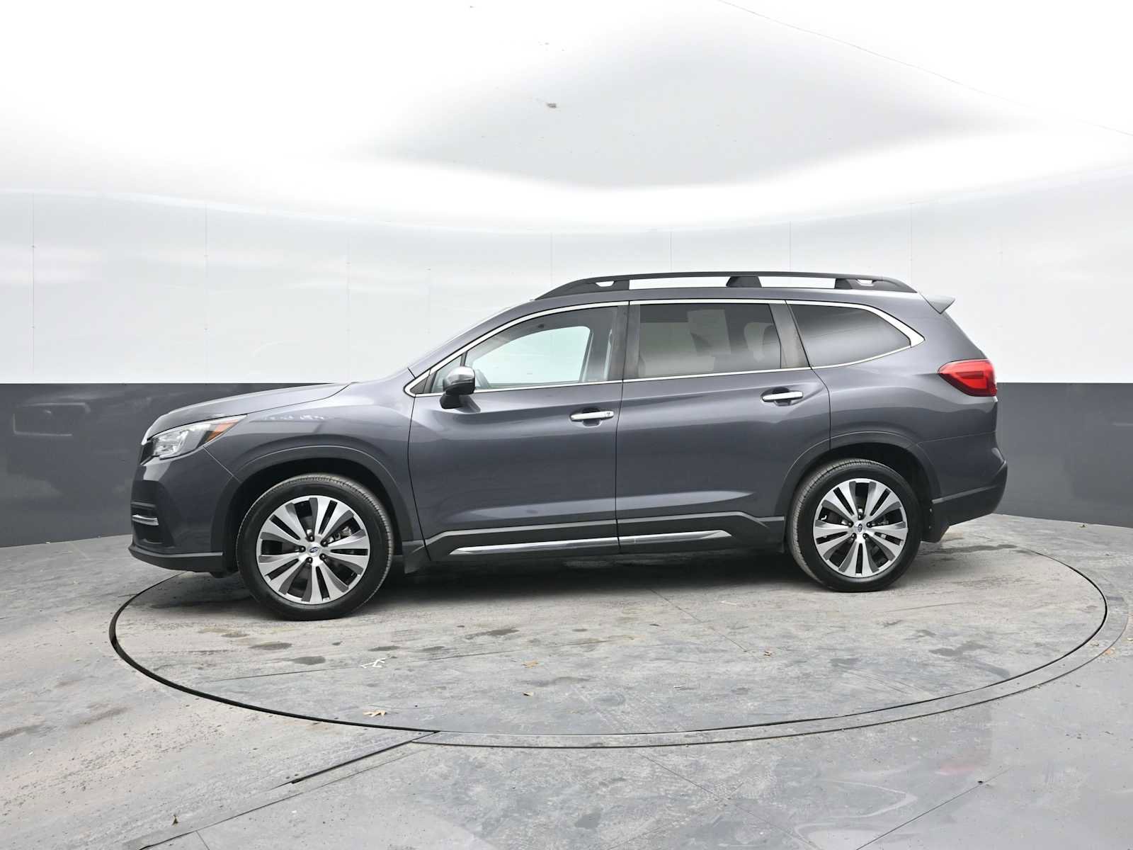 Used 2021 Subaru Ascent Touring AWD/4WD image 3