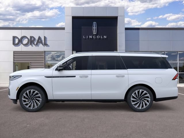 New 2025 Lincoln Navigator L Black Label AWD/4WD image 5