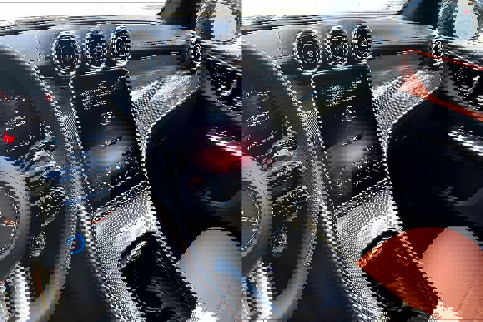 New 2026 Mercedes-Benz GLC 43 AMG 4MATIC image 9