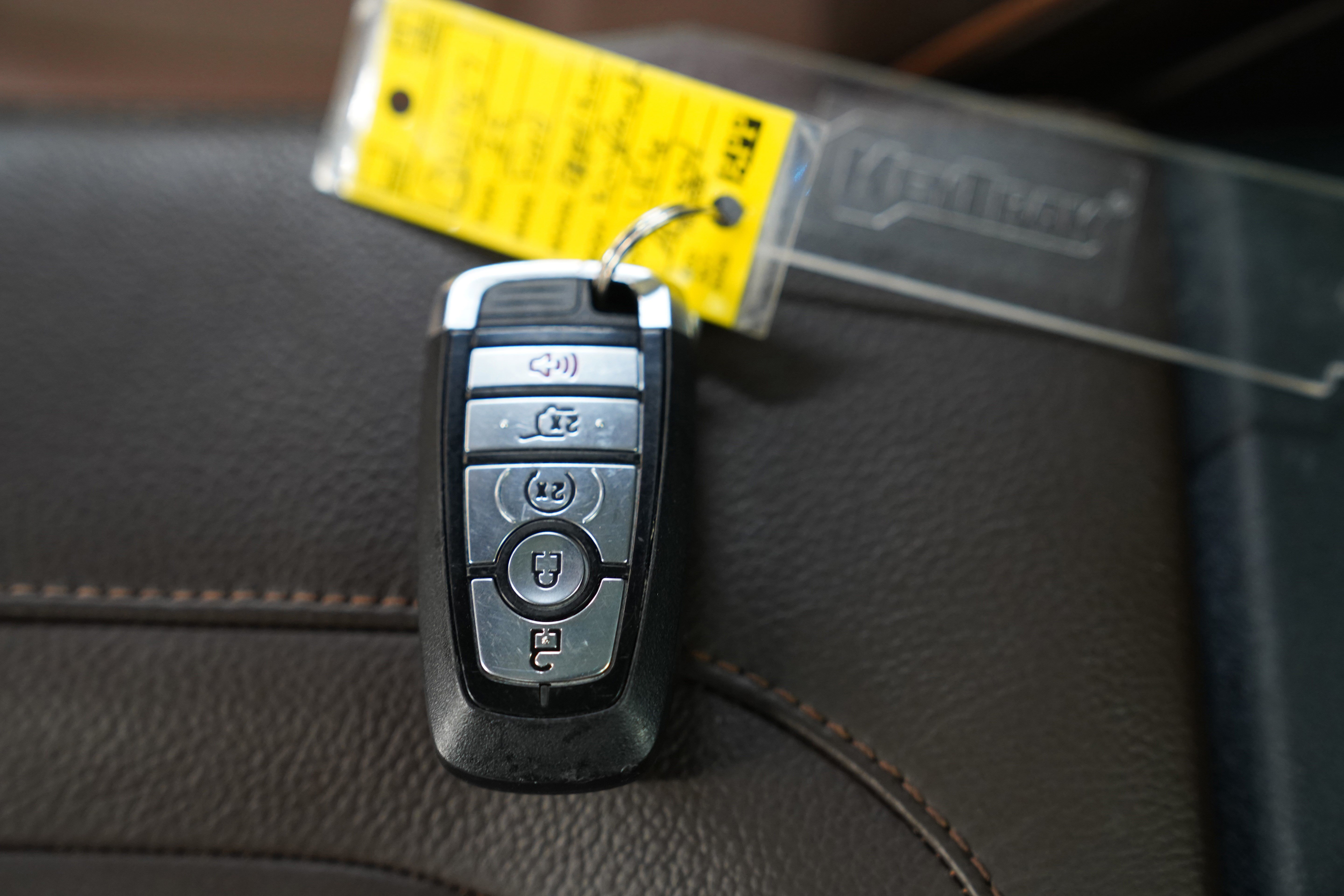 Used 2025 Ford Expedition King Ranch AWD/4WD image 37