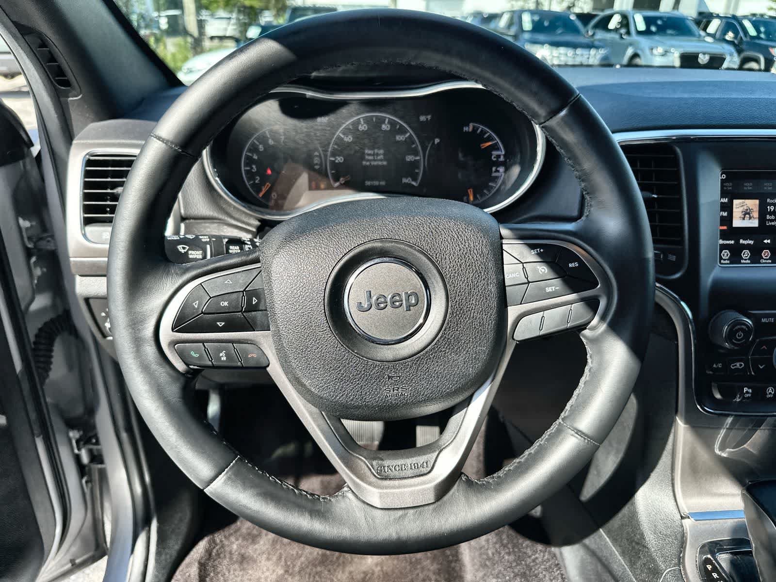 Used 2018 Jeep Grand Cherokee Laredo AWD/4WD image 20