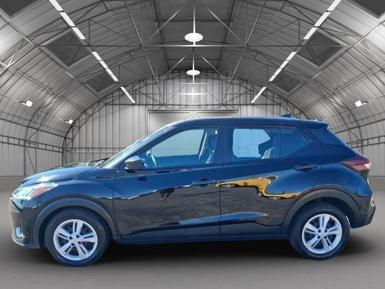 Used 2024 Nissan Kicks S FWD image 3