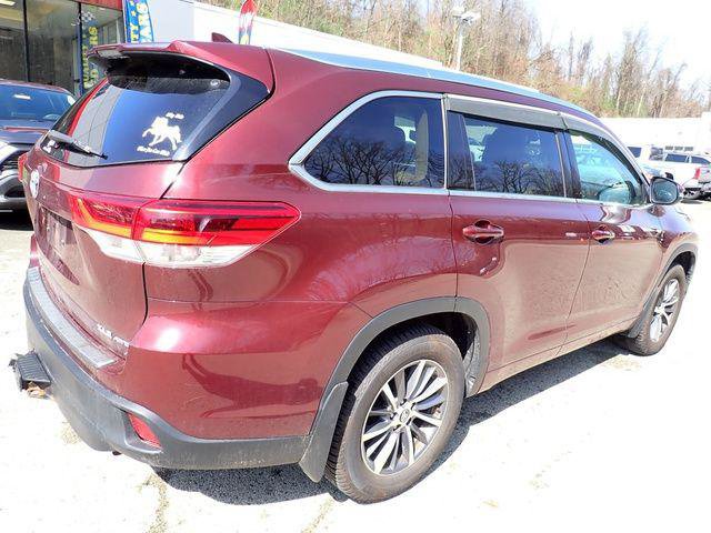 Certified 2018 Toyota Highlander XLE image 3