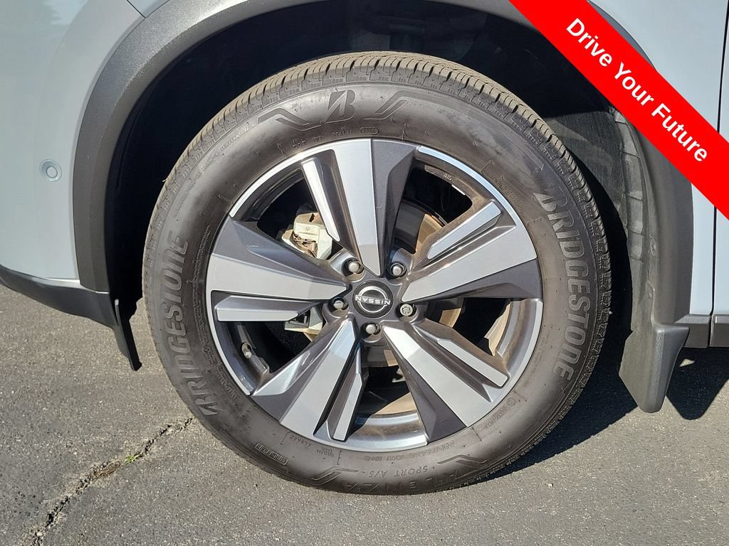 Used 2023 Nissan Rogue SL w/ SL Premium Package FWD image 27