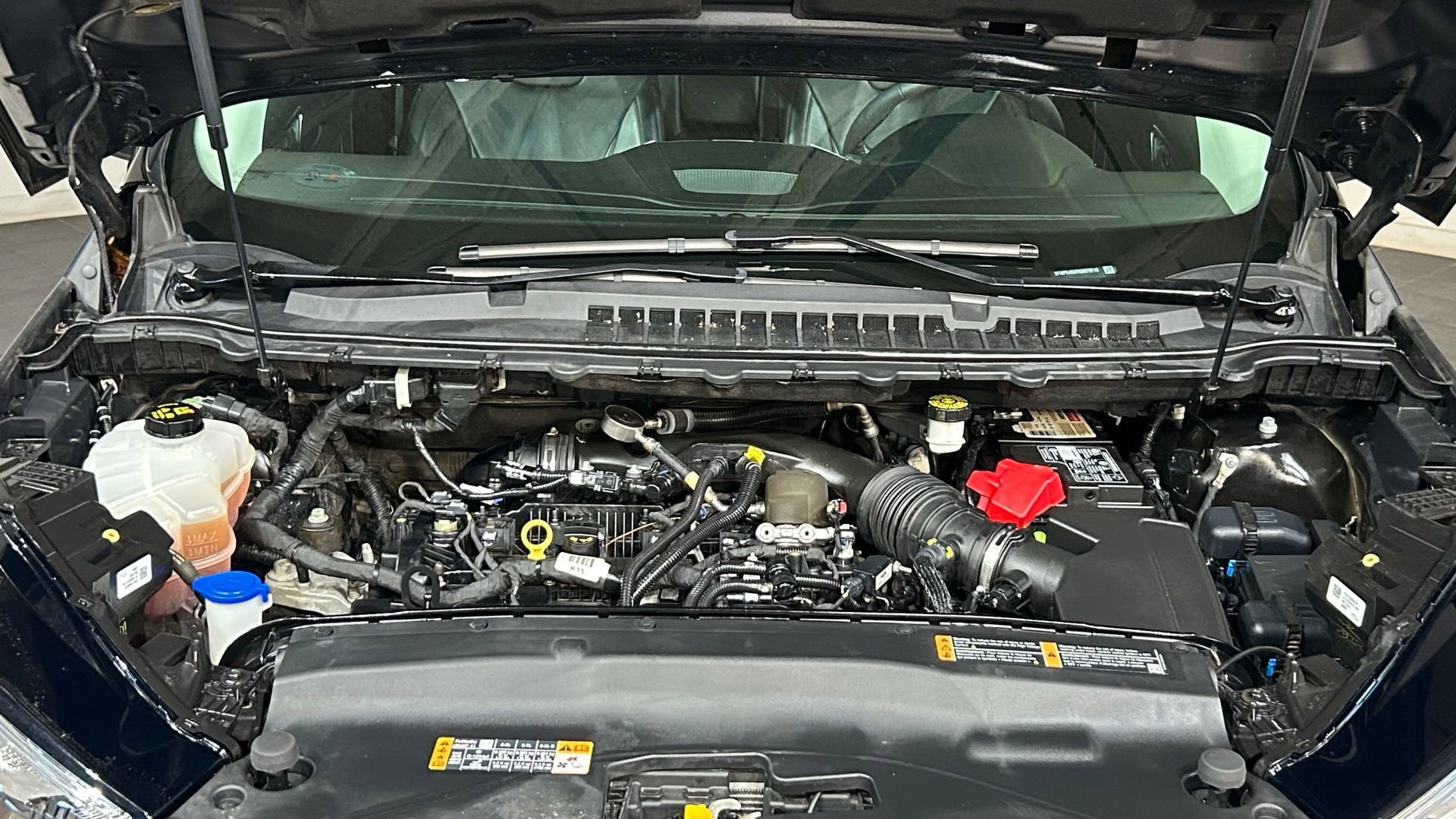 Used 2019 Ford Edge Titanium AWD/4WD image 91