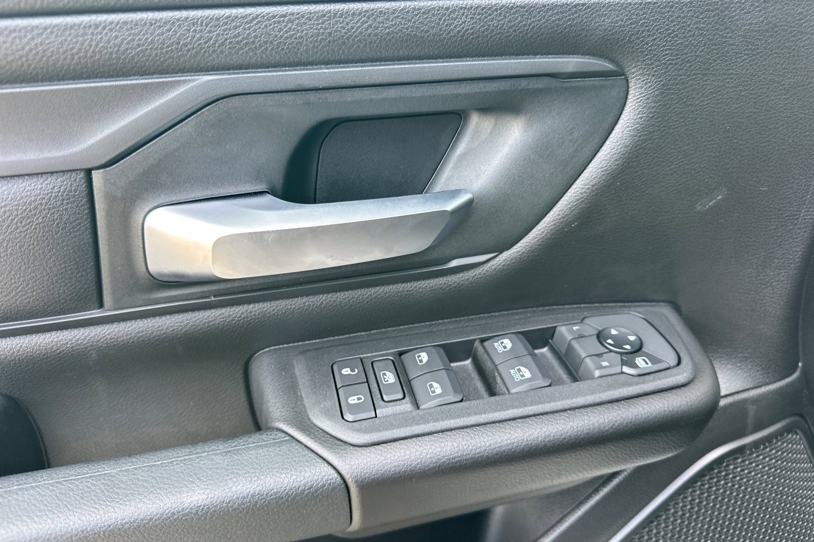 New 2026 RAM 1500 Classic Warlock image 8