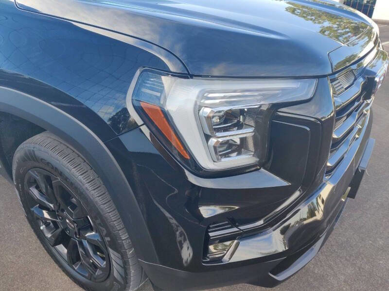 Used 2026 GMC Terrain Elevation w/ Black Edition FWD image 9