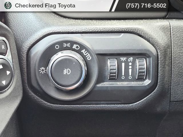 Used 2022 Jeep Wrangler Unlimited Sport image 11