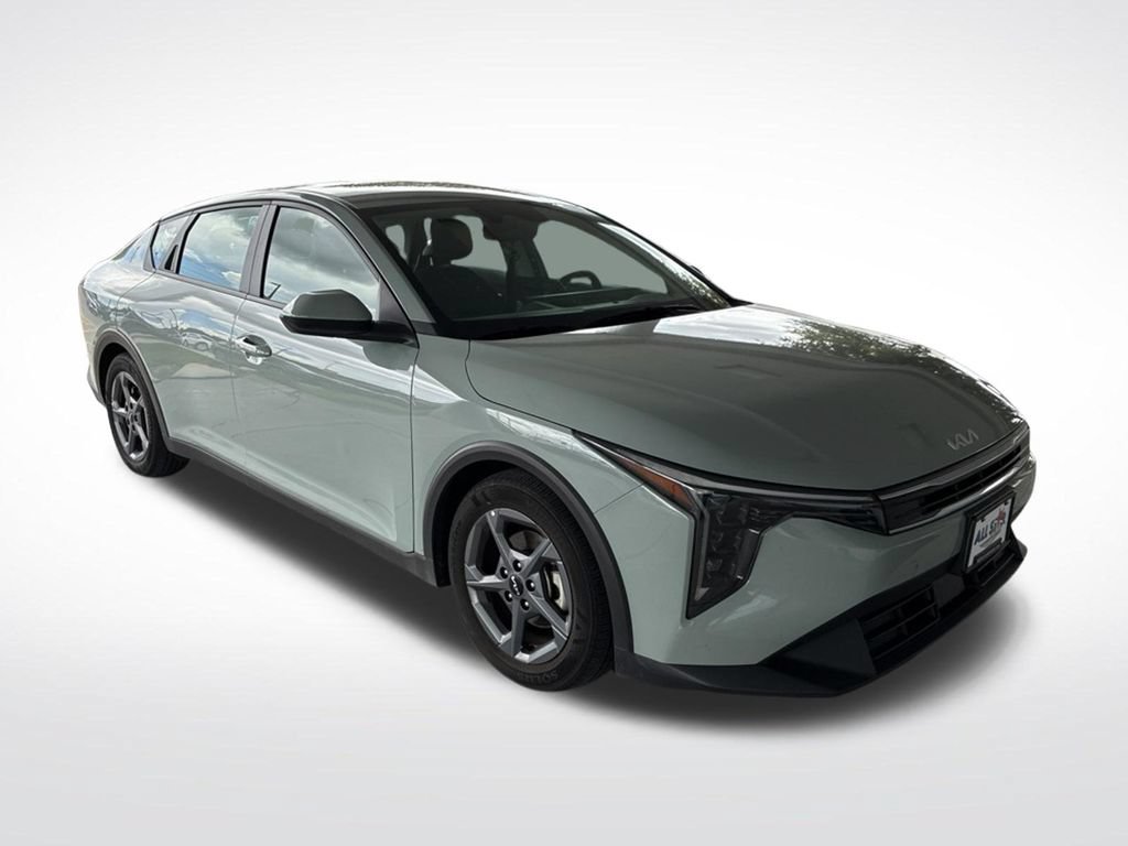 Used 2025 Kia K4 FWD image 4