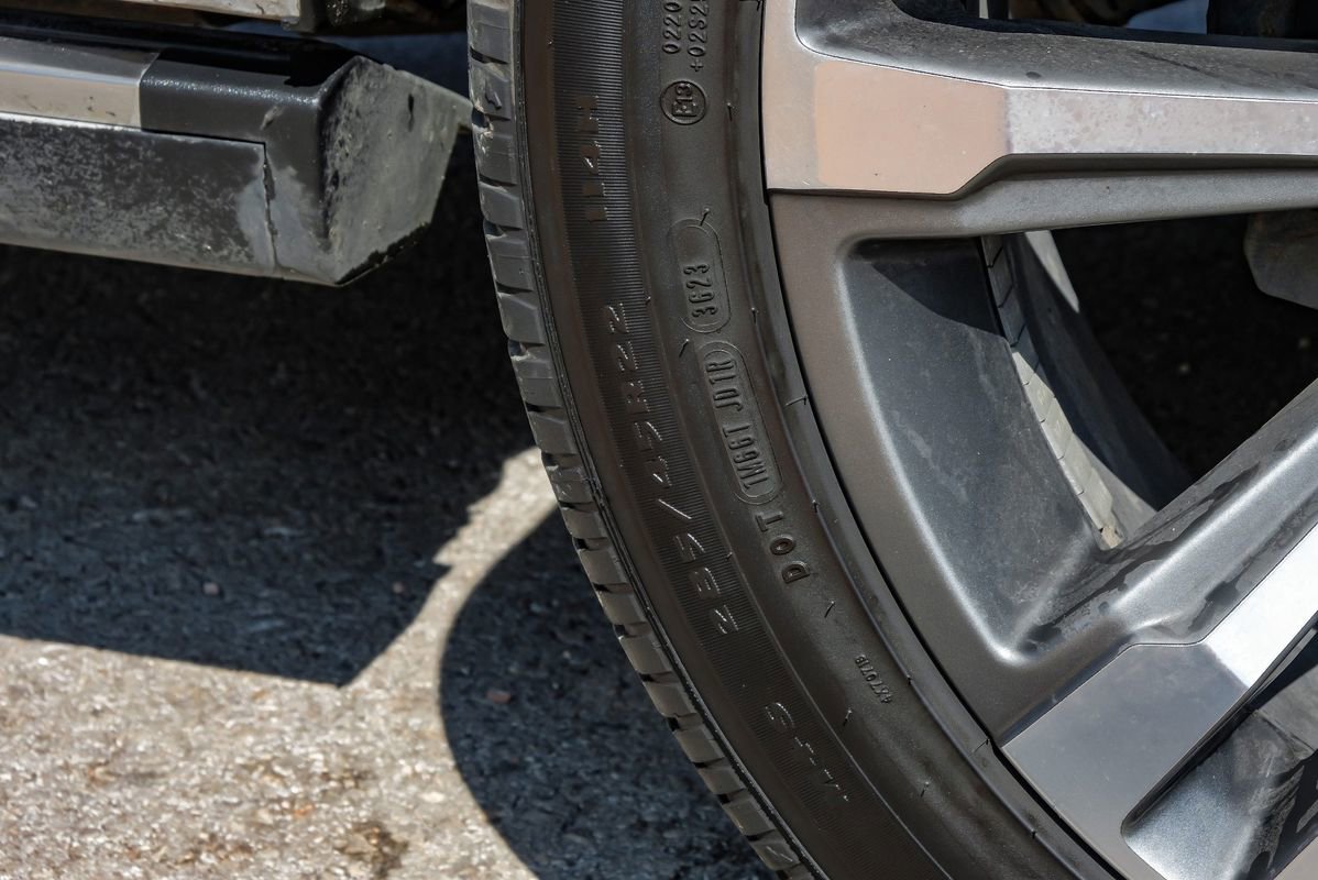 Used 2020 GMC Yukon Denali w/ Denali Ultimate Package image 66