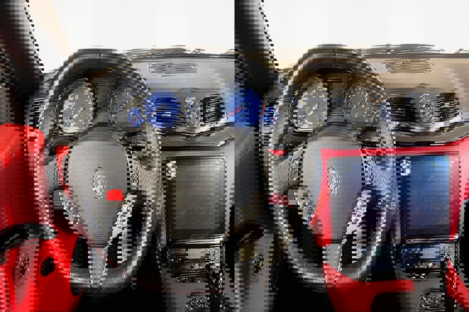 Used 2018 Maserati GranTurismo Convertible image 10