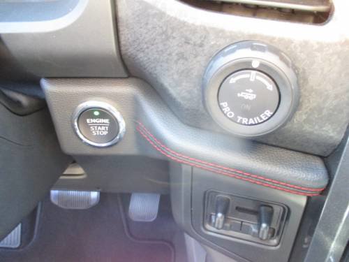 Used 2024 Ford Expedition Limited image 13