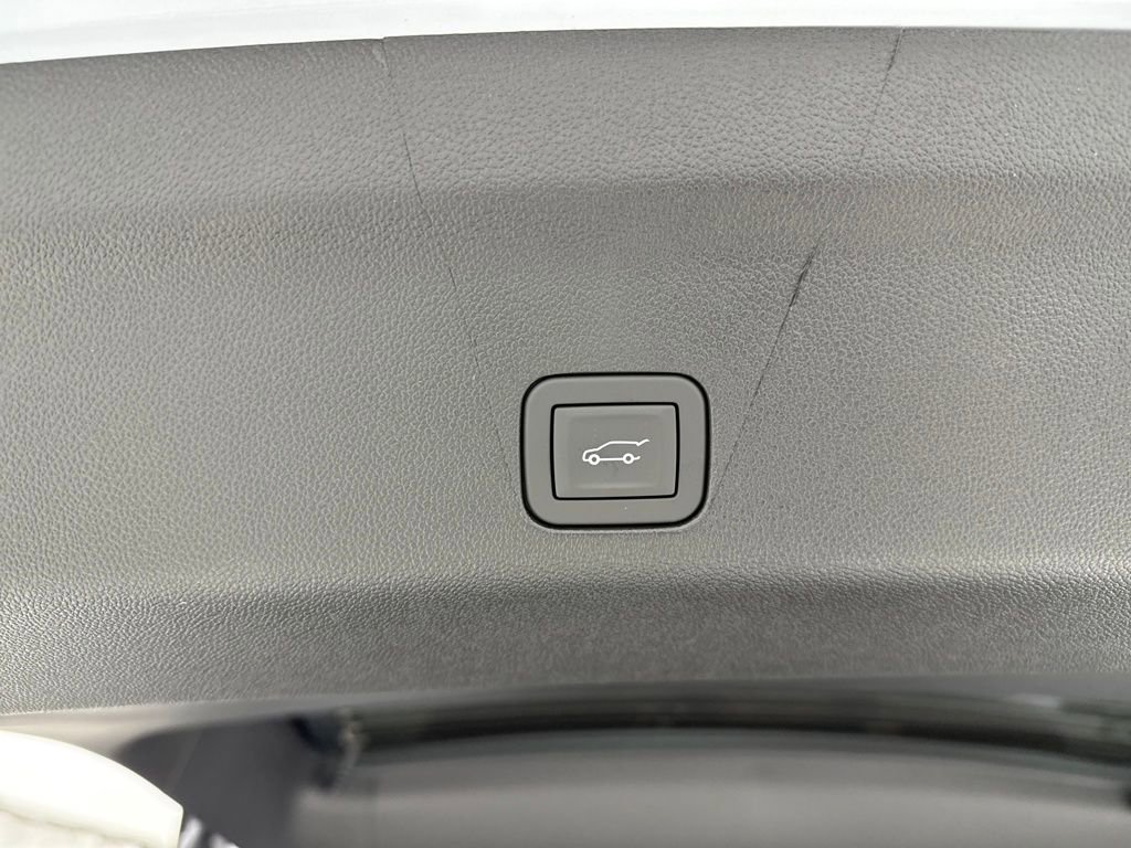 New 2026 Chevrolet Tahoe High Country image 15