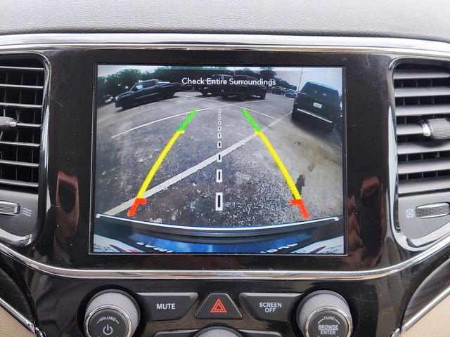 Used 2021 Jeep Grand Cherokee Limited AWD/4WD image 17