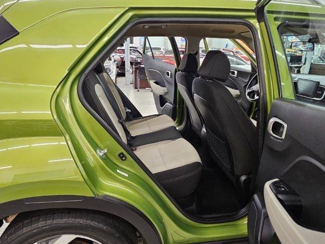 Used 2021 Hyundai Venue SEL image 30