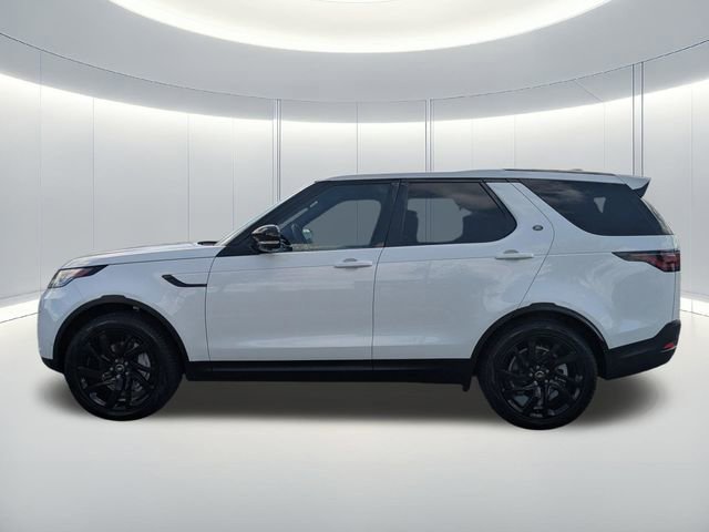 Used 2025 Land Rover Discovery S AWD/4WD image 8