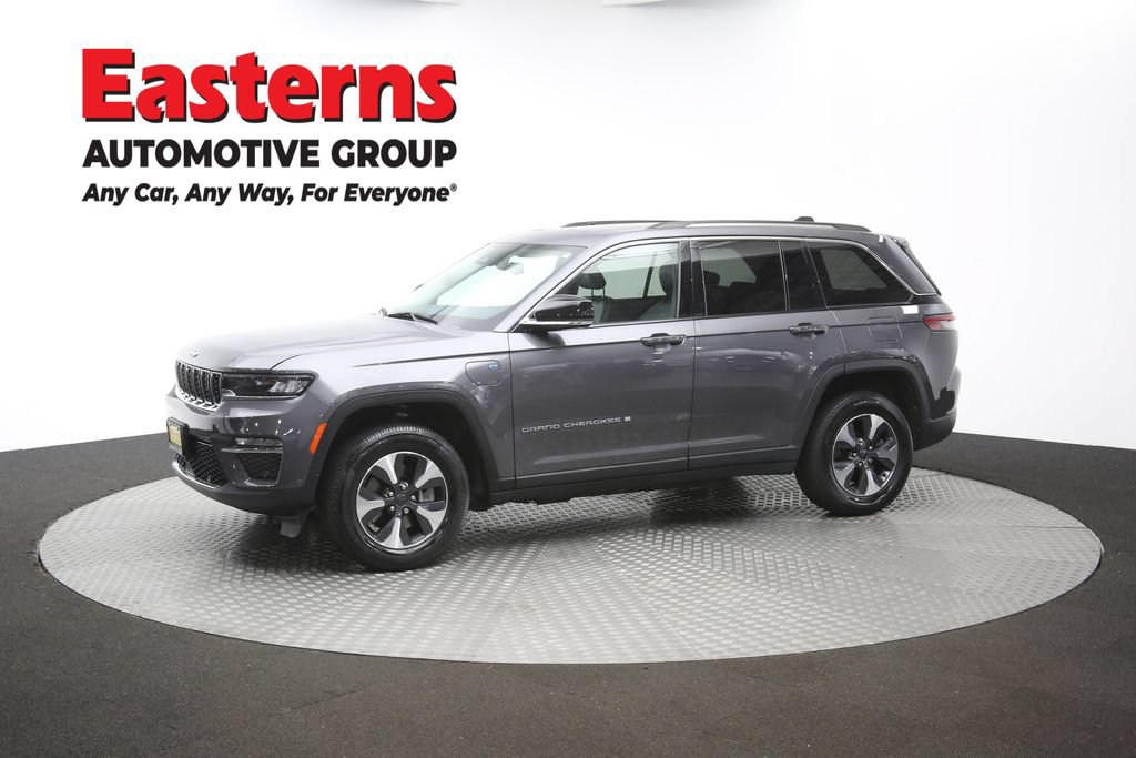 Used 2022 Jeep Grand Cherokee Limited 4xe w/ Luxury Tech Group II AWD/4WD image 62