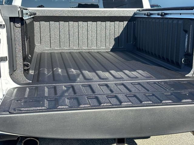 New 2026 RAM 1500 Laramie w/ Night Edition AWD/4WD image 4