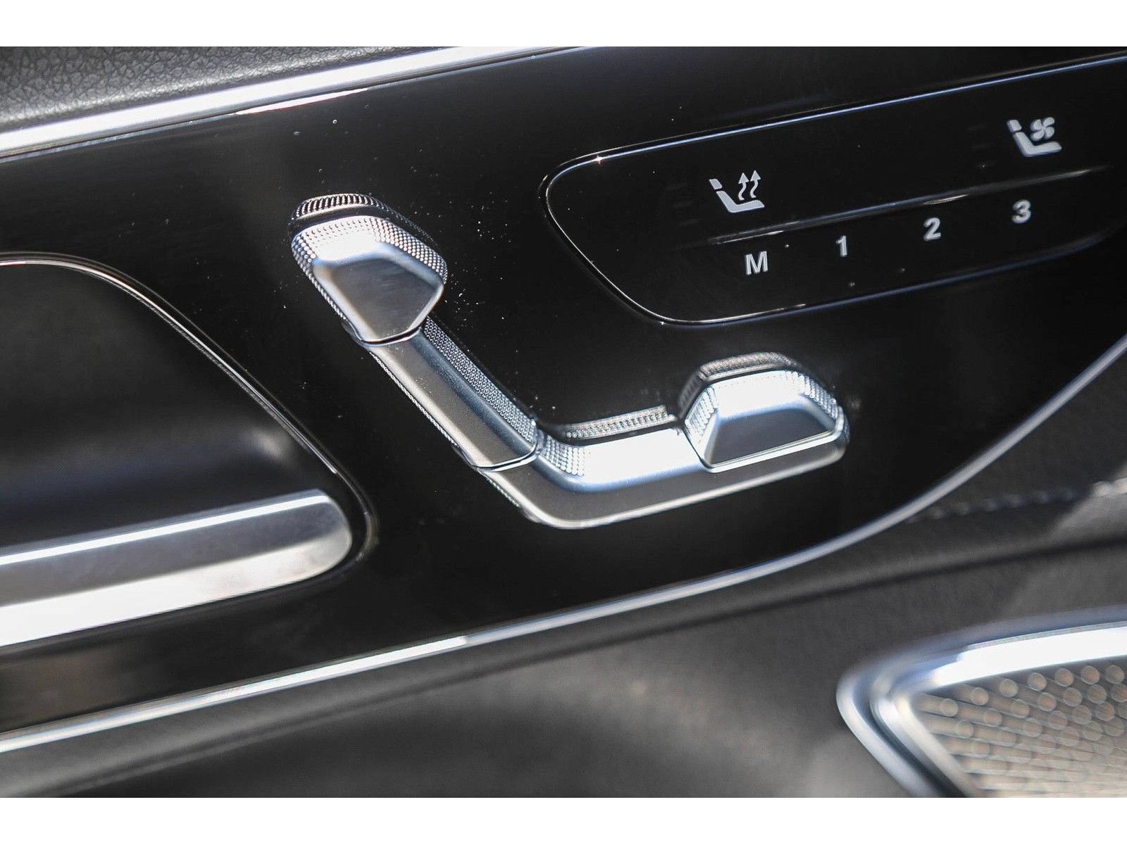 Used 2024 Mercedes-Benz EQE 350+ 4MATIC Sedan image 20