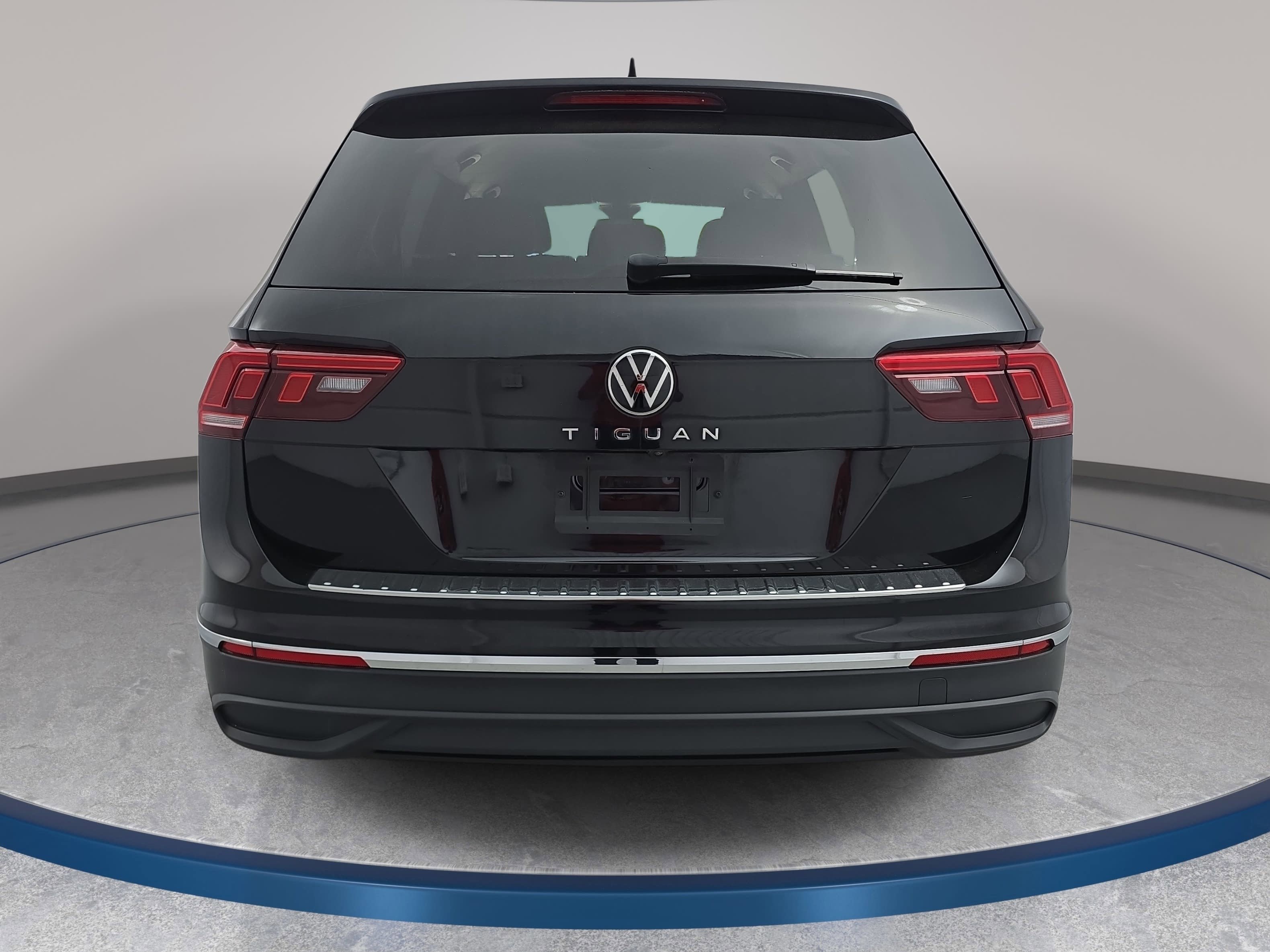 Certified 2023 Volkswagen Tiguan S w/ Driver Assistance Package FWD image 6