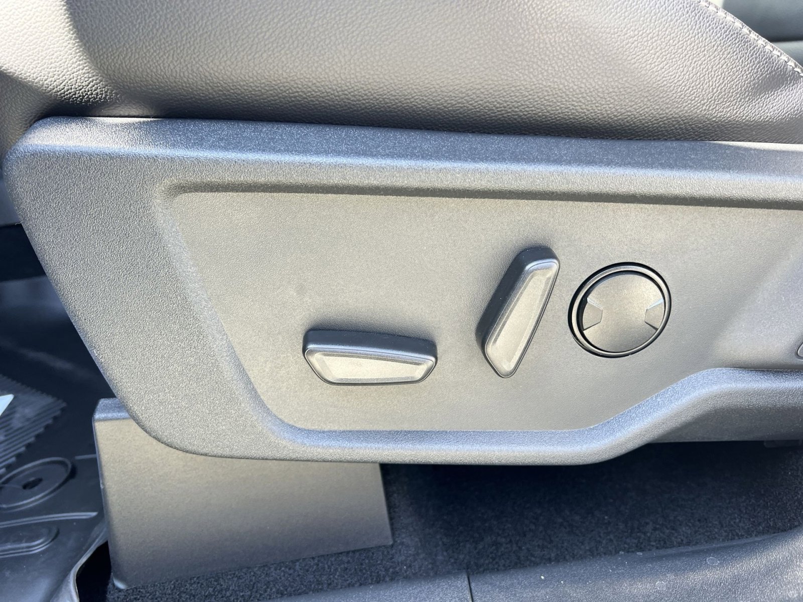 New 2026 Ford Bronco Outer Banks image 14