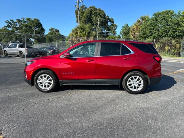Used 2023 Chevrolet Equinox LT FWD image 2