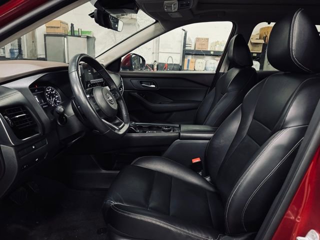 Used 2023 Nissan Rogue SL w/ SL Premium Package image 17