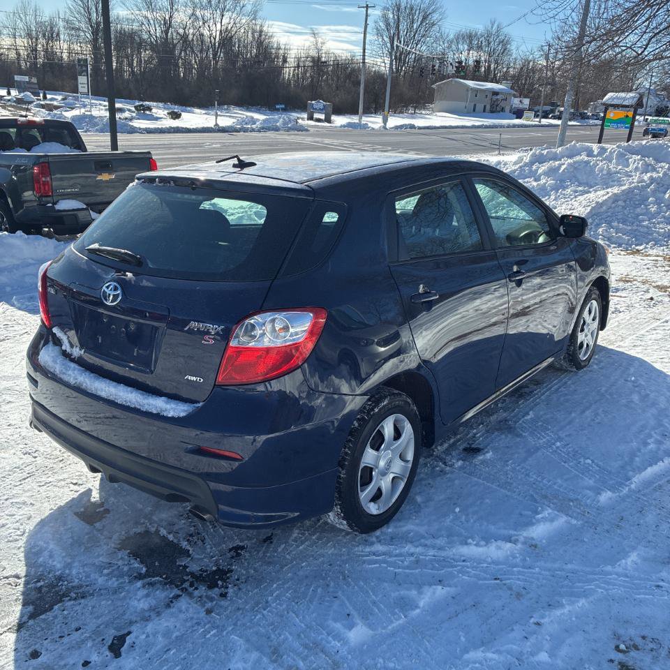 Used 2010 Toyota Matrix S image 6