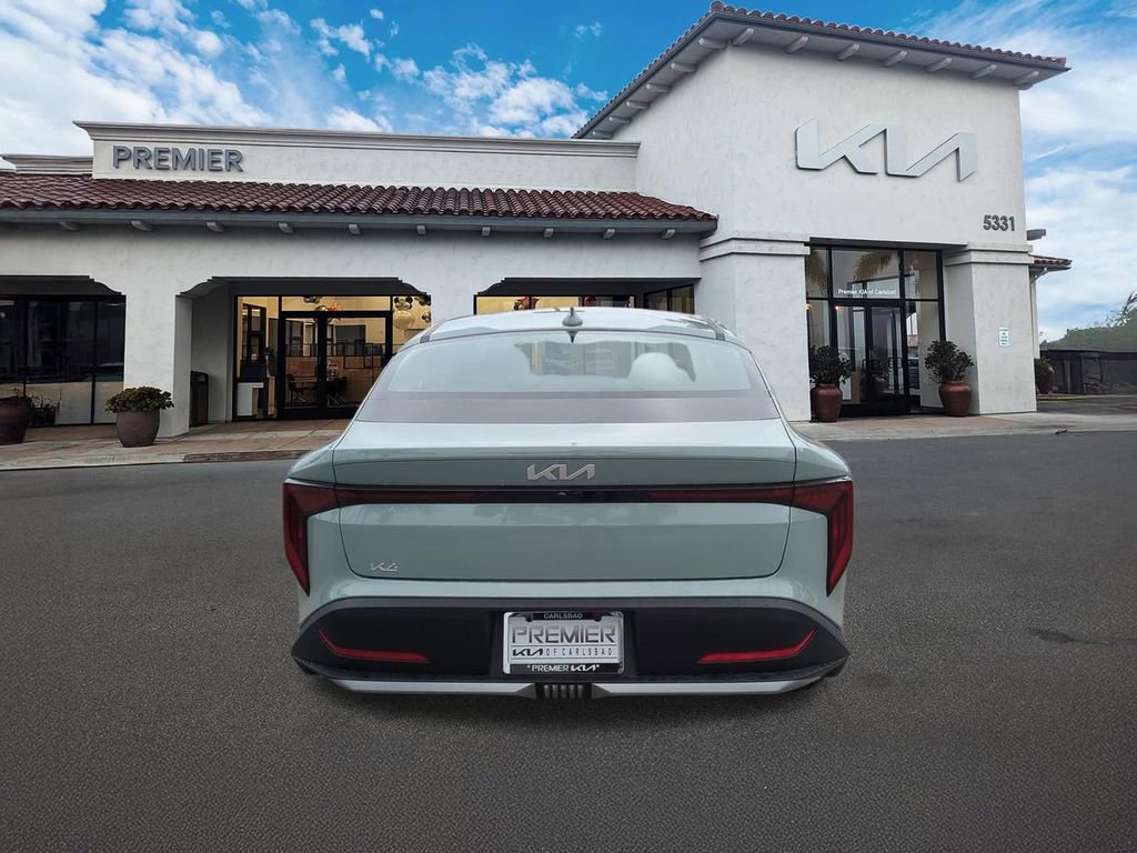 New 2026 Kia K4 LXS image 7
