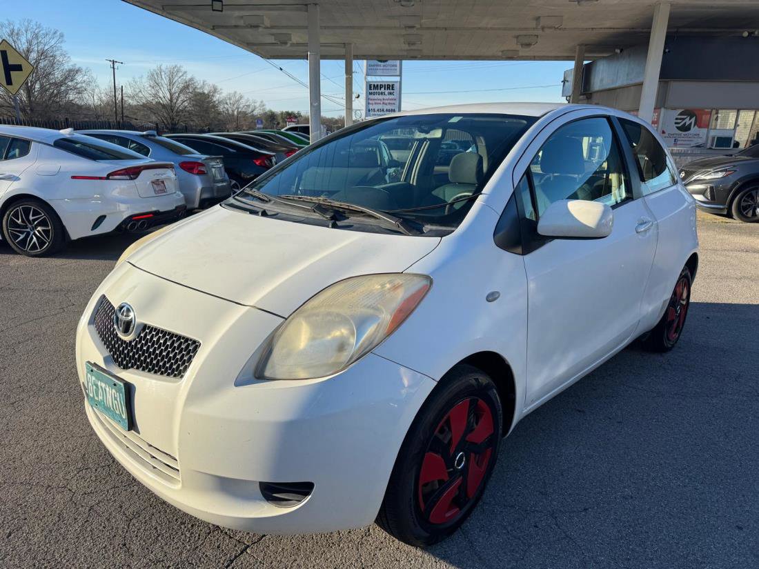 Used 2007 Toyota Yaris 2-Door Hatchback image 1
