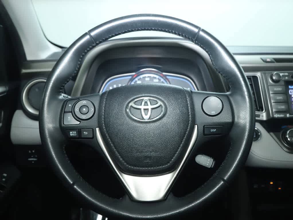 Used 2014 Toyota RAV4 Limited w/ Technology Package AWD/4WD image 20
