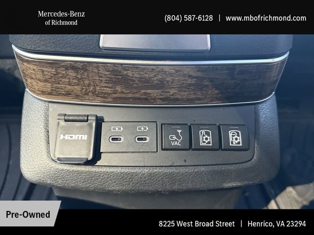 Used 2025 Toyota Sienna Platinum image 20