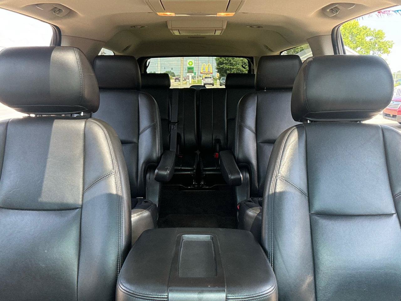 Used 2012 Chevrolet Suburban LTZ AWD/4WD image 23