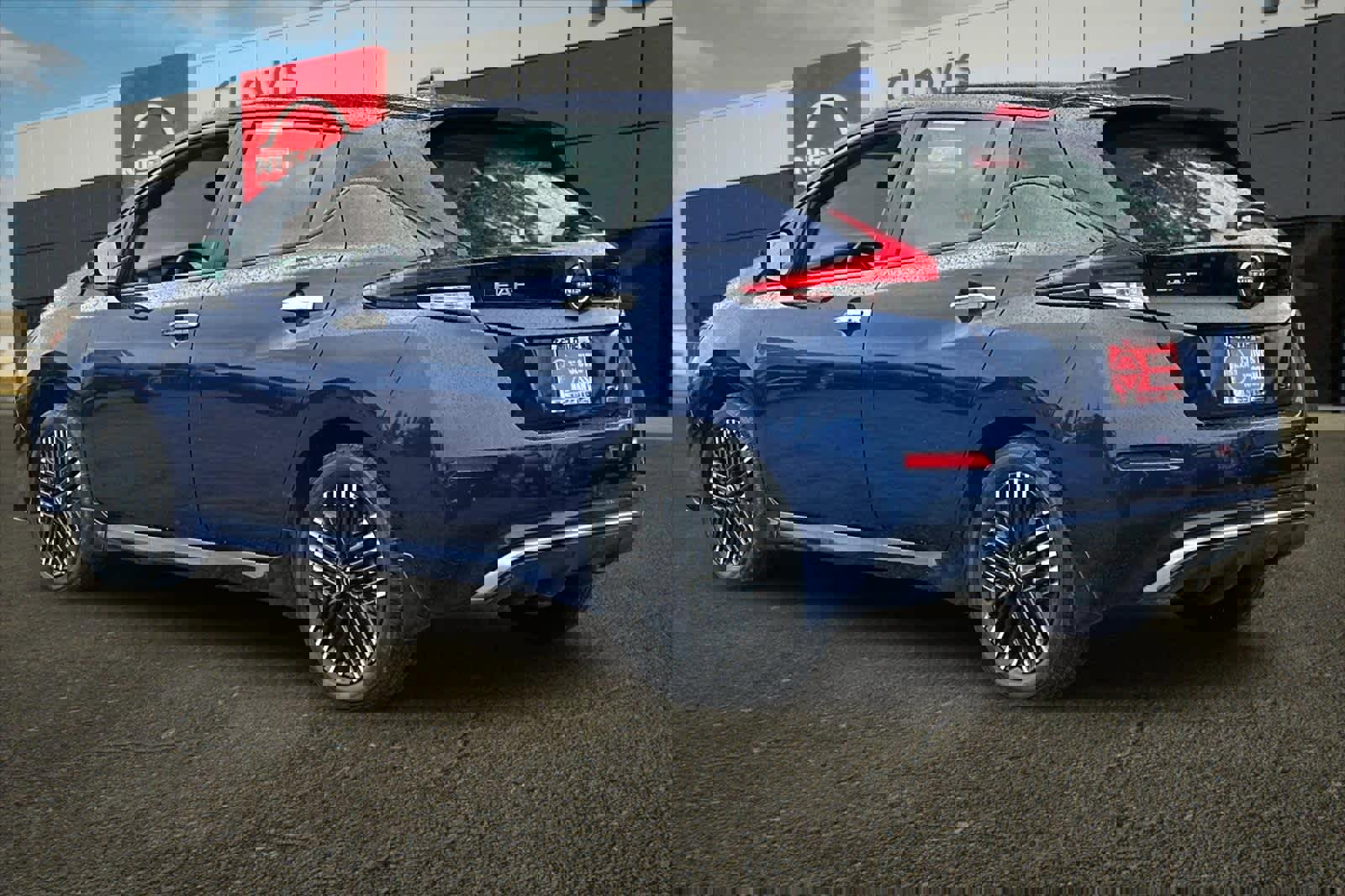 Certified 2024 Nissan Leaf SV Plus image 7