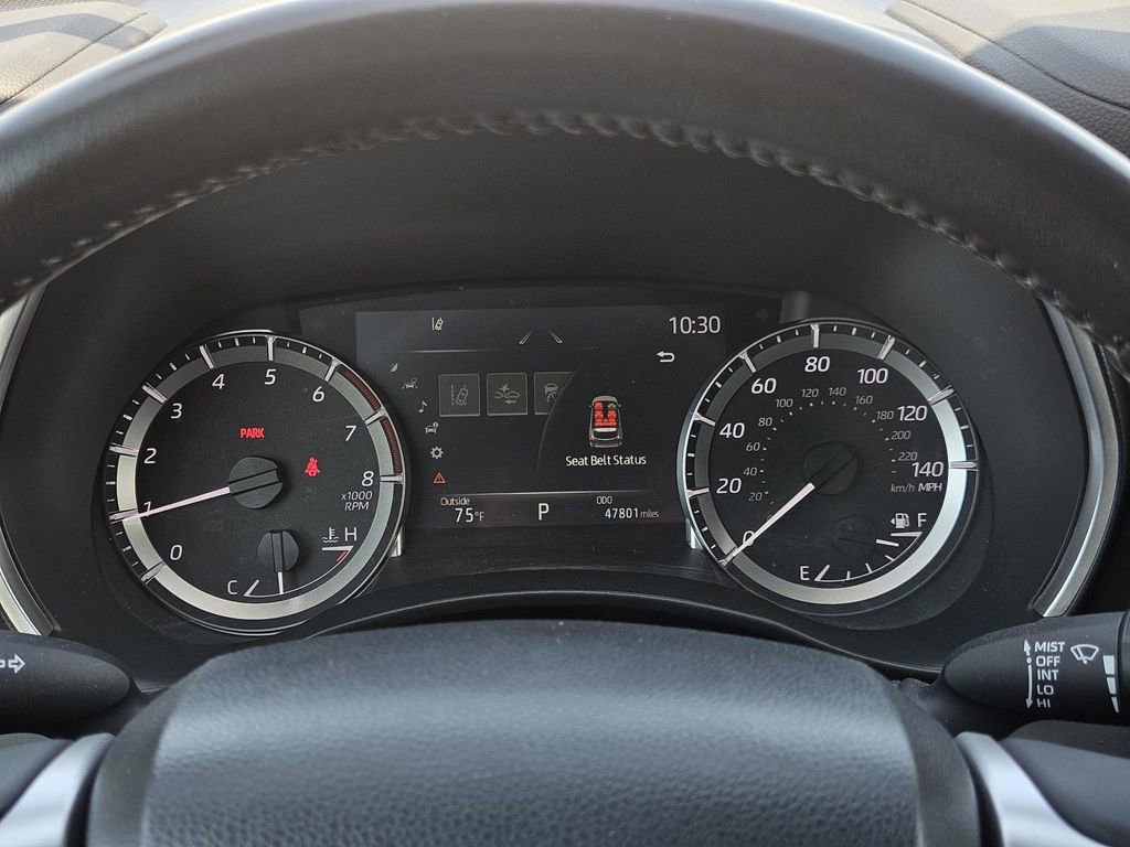 Used 2023 Toyota Highlander XSE FWD image 18